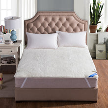 Load image into Gallery viewer, 100% Wool Quilted Mattress Topper